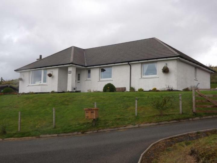 B&B Ronan House Edinbain Exterior foto